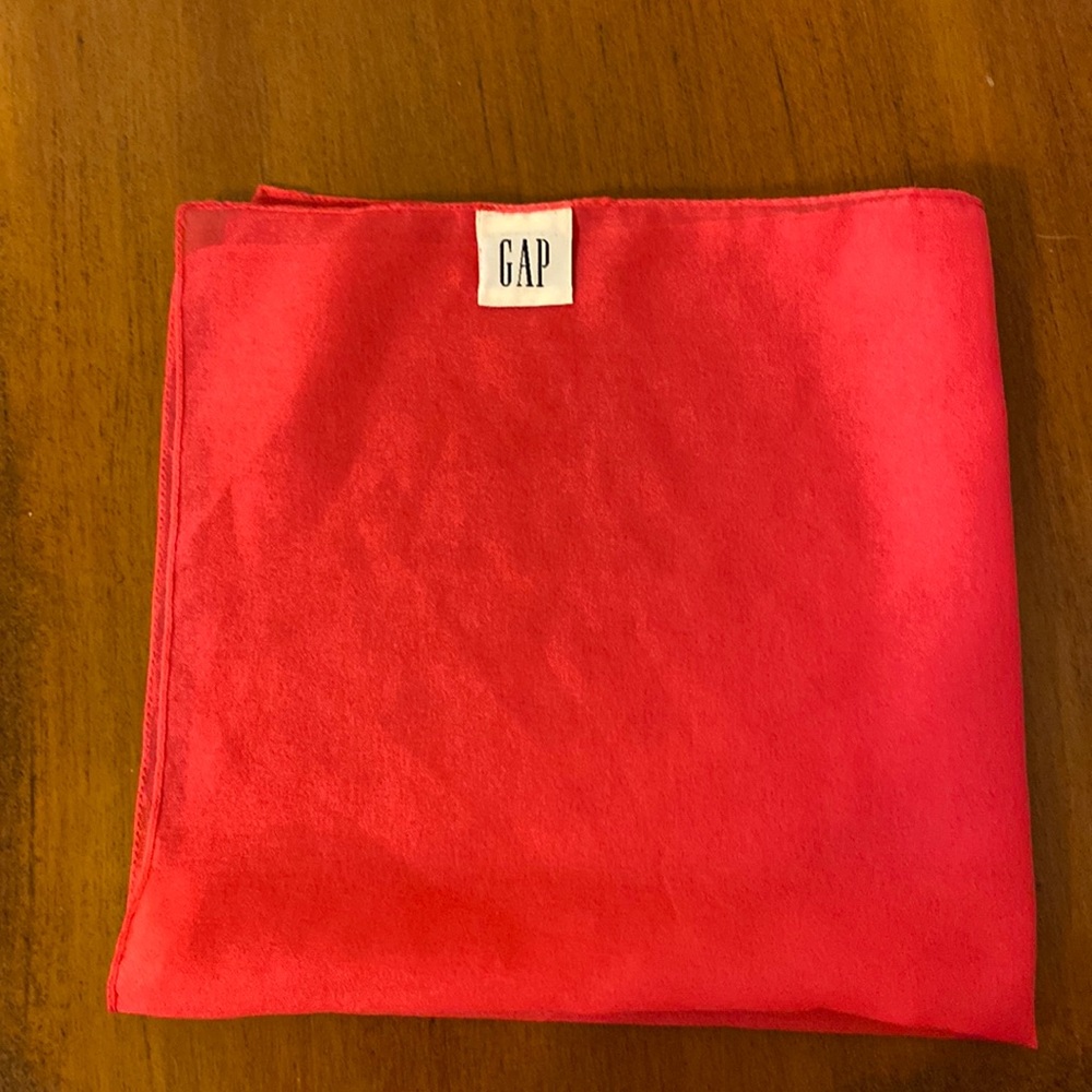 Gently used! Small square Gap pink scarf